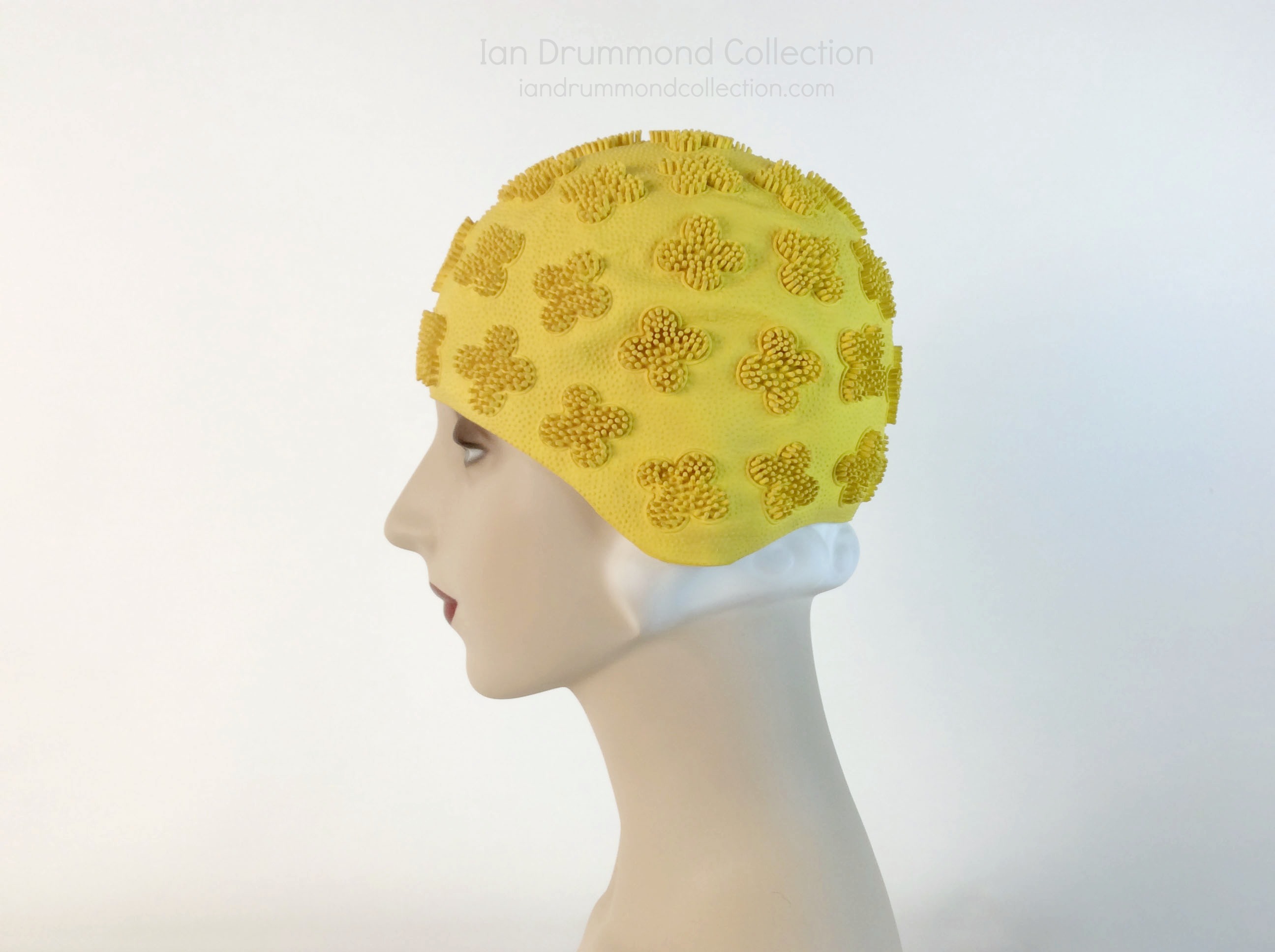 IDC Movie Wardrobe Rental Swim Cap 19 Yellow with Raised Bristle Quatrefoil Design